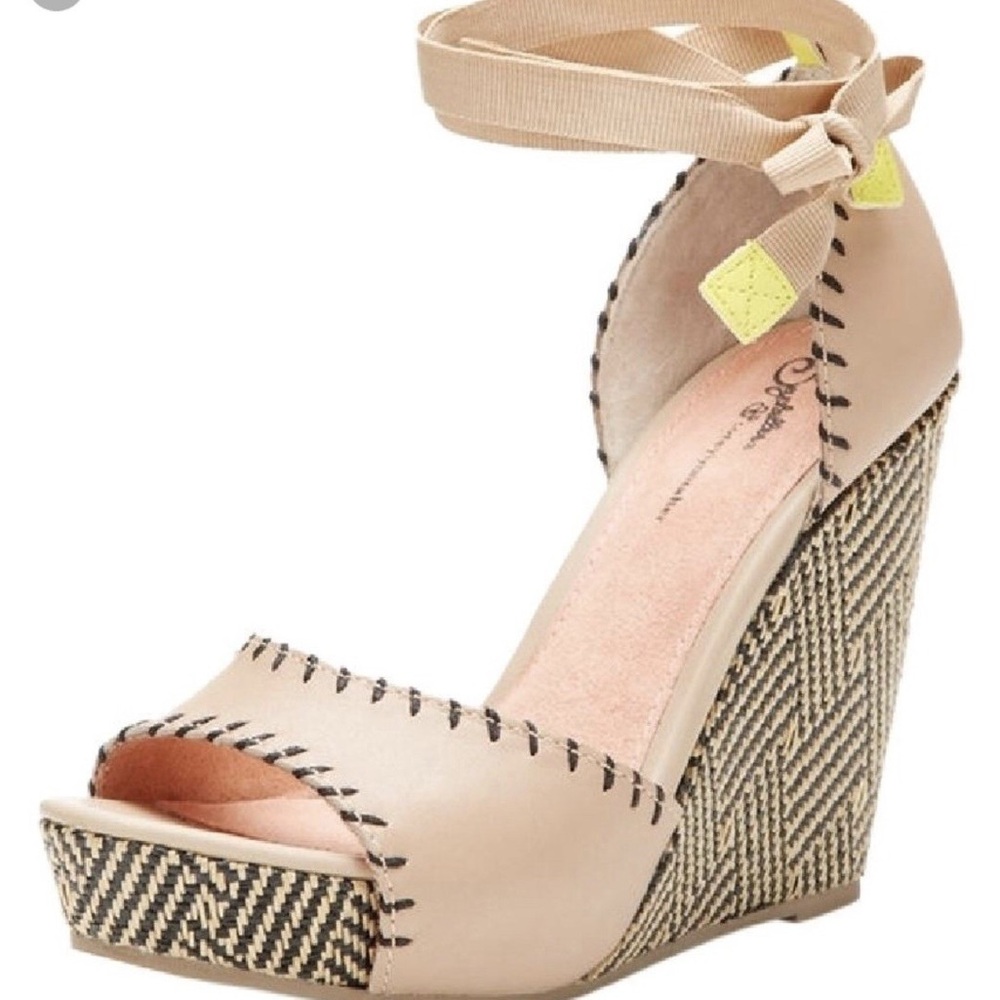 Seychelles Beige and Black Espadrille Wedges